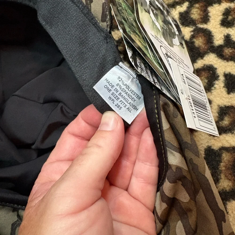 NWT Mossy Oak Quikcamo hunting hat